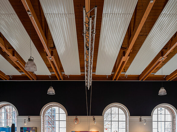 Reference Zehnder ZFP Heating and cooling ceilings 
