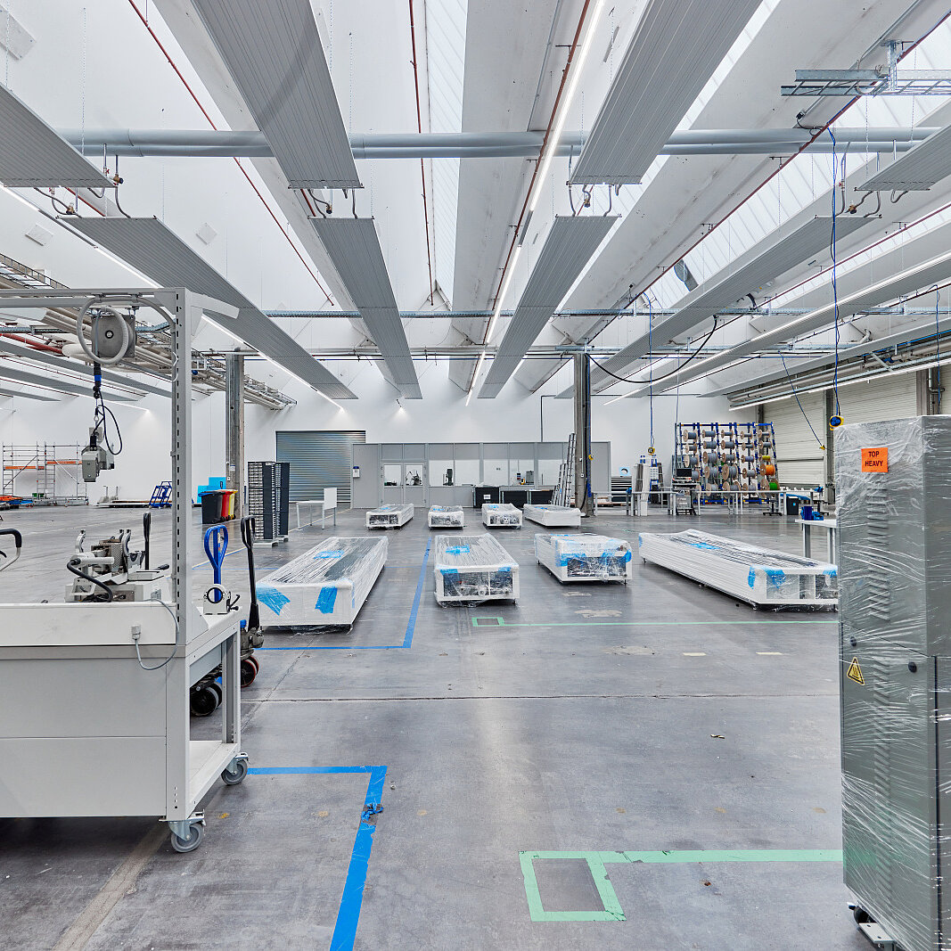 Zehnder ZFP, RHC, CP, Ceiling Panel, Zehnder, Reference, warehouse, production, hall, Rena, Mönchweiler