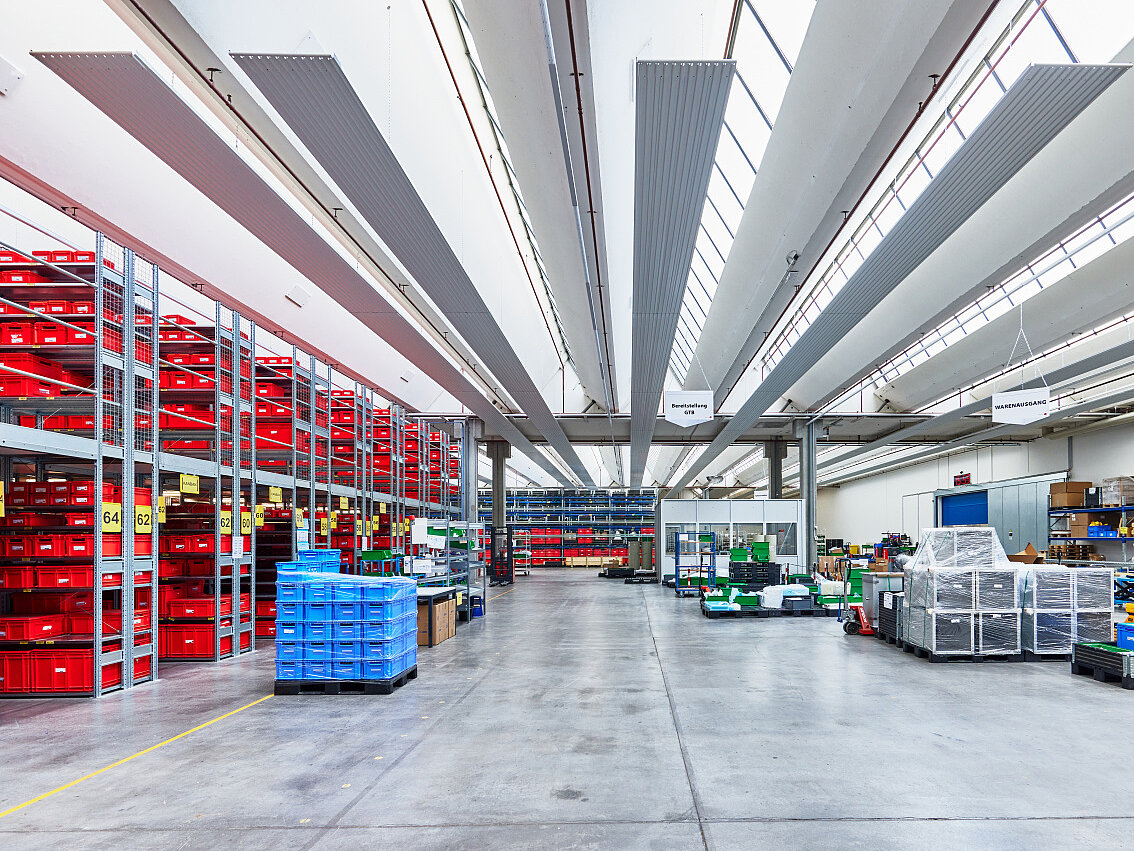 Zehnder ZFP, RHC, CP, Ceiling Panel, Zehnder, Reference, warehouse, production, hall, Rena, Mönchweiler