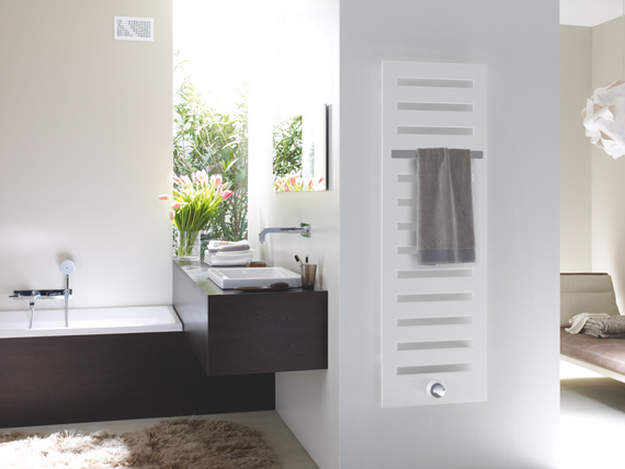 Rendering Zehnder Metropolitan Bar Decorative radiator Front view